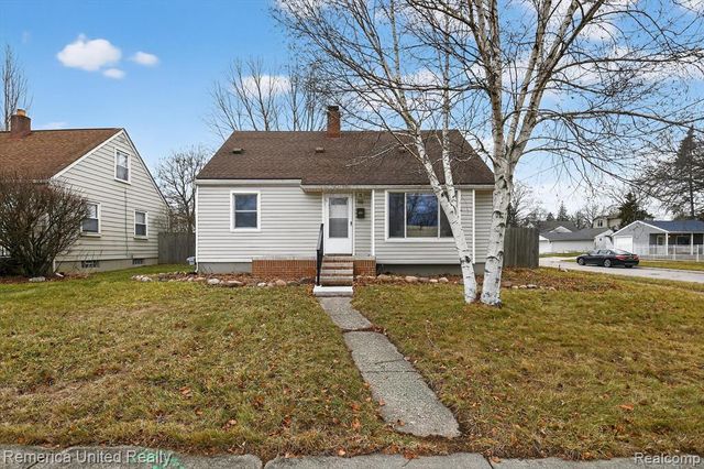 508 S Chocolay Avenue, Clawson, MI 48017