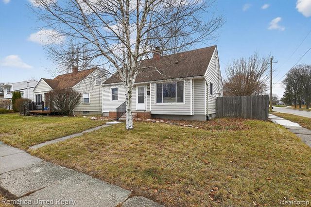 508 S Chocolay Avenue, Clawson, MI 48017