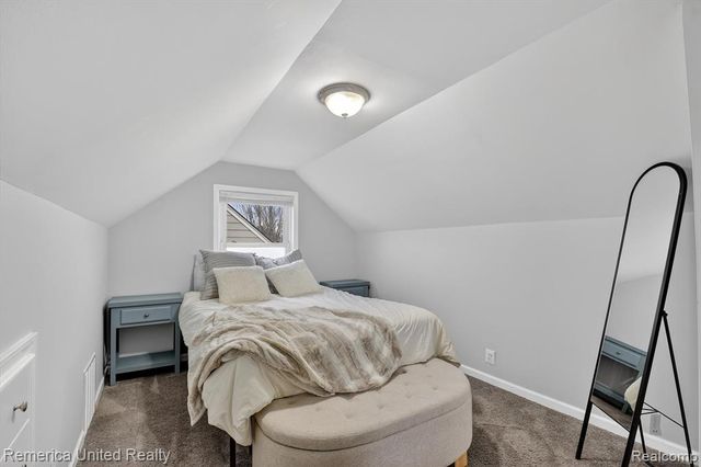 508 S Chocolay Avenue, Clawson, MI 48017