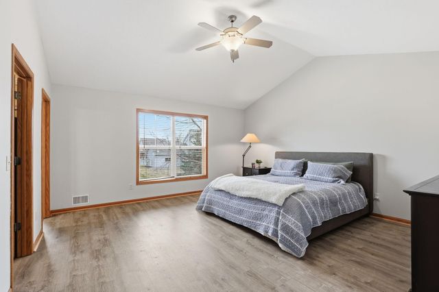 18838 Irvona Avenue, Lakeville, MN 55044