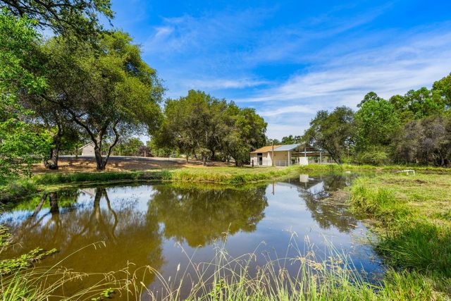 7845 Jeannie Ct, Loomis, CA 95650