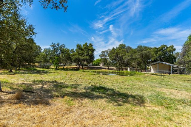 7845 Jeannie Ct, Loomis, CA 95650