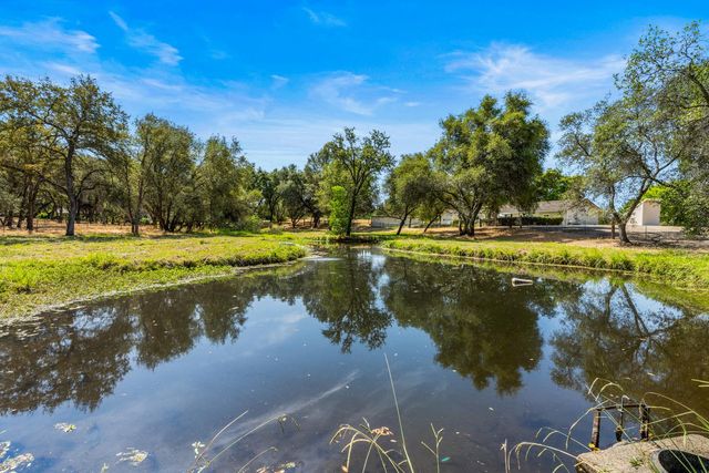 7845 Jeannie Ct, Loomis, CA 95650
