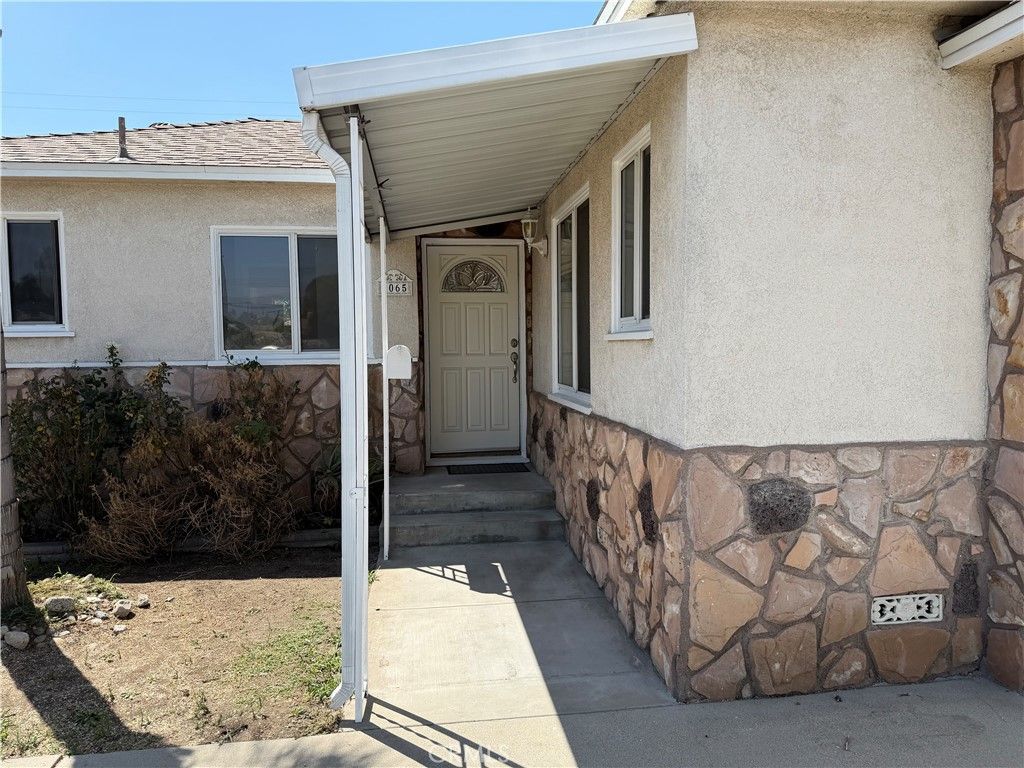 9065 Canterbury Avenue, Arleta, CA 91331 — photo 2
