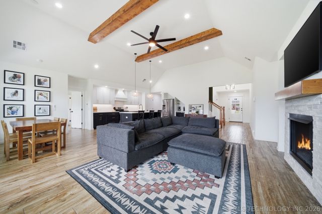 18951 E Orchard Circle, Catoosa, OK 74015