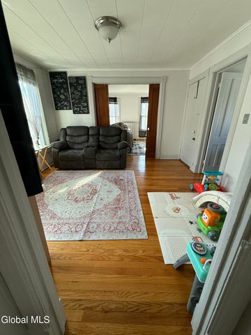 36 Kinloch Avenue, Troy, NY 12180