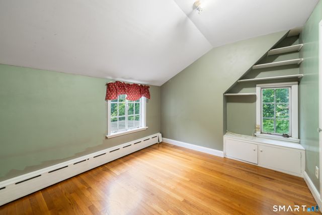 571 Willow Street, Waterbury, CT 06710