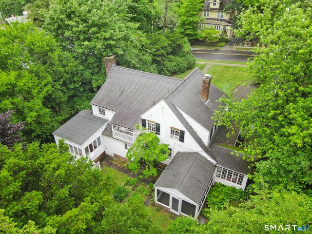 571 Willow Street, Waterbury, CT 06710