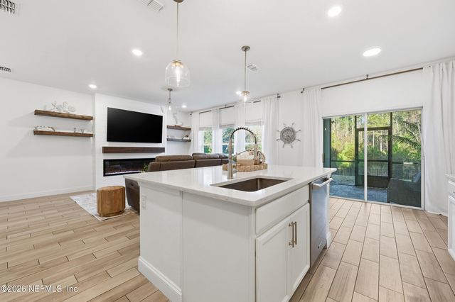 270 CLIFTON BAY Loop, St. Johns, FL 32259