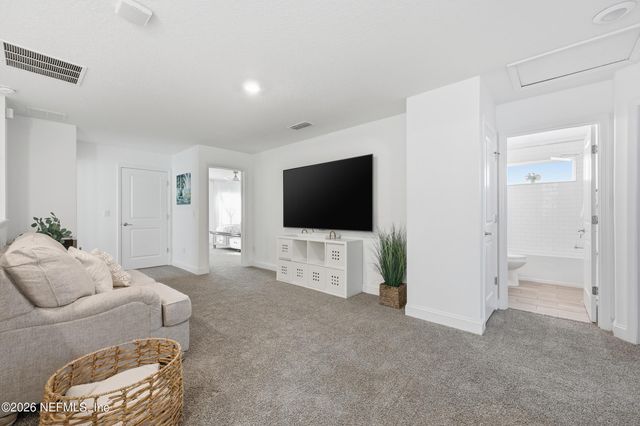 270 CLIFTON BAY Loop, St. Johns, FL 32259