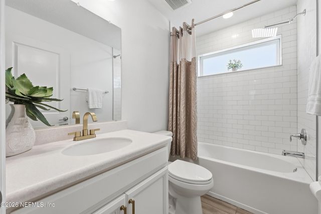 270 CLIFTON BAY Loop, St. Johns, FL 32259