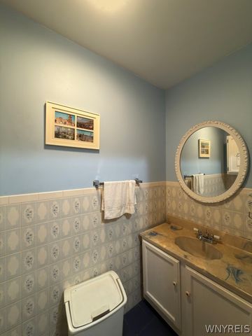 1835 North Forest Road, Amherst, NY 14221