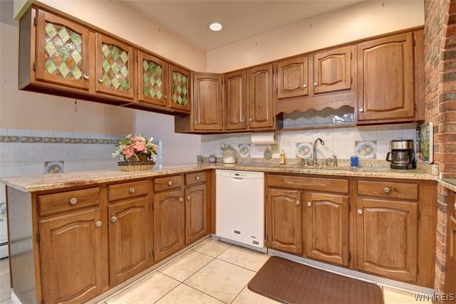 1835 North Forest Road, Amherst, NY 14221