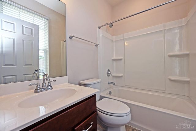 2122 Hickory Park Circle, Batavia Twp, OH 45103