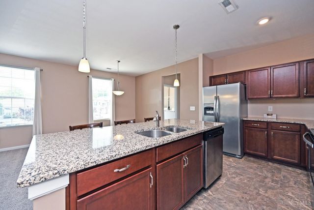 2122 Hickory Park Circle, Batavia Twp, OH 45103
