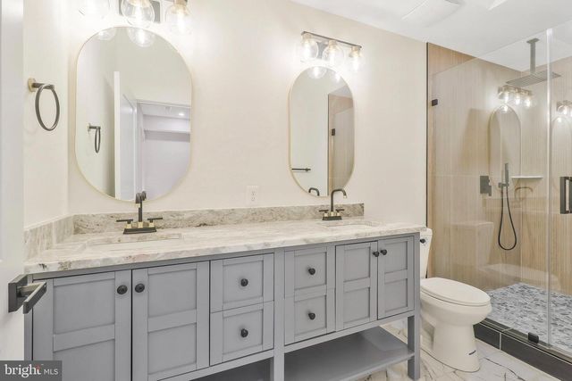 423 Lamont St NW # A, Washington, DC 20010