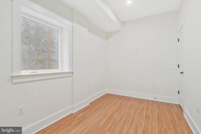423 Lamont St NW # A, Washington, DC 20010