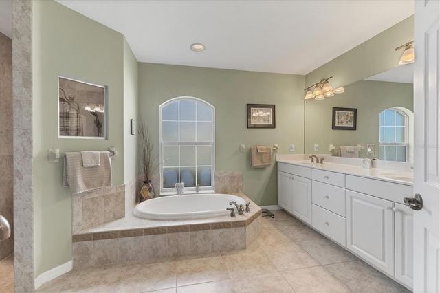 18 MEDALIST TERRACE, Rotonda West, FL 33947