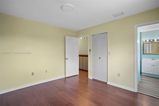 12261 Lake Loop Rd, Cooper City, FL 33330