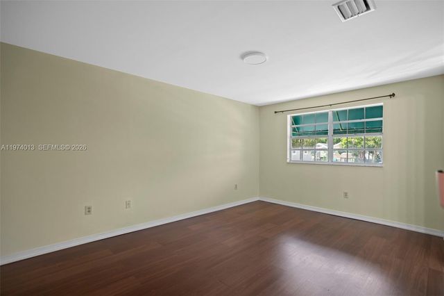 12261 Lake Loop Rd, Cooper City, FL 33330