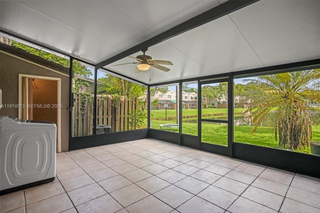 12261 Lake Loop Rd, Cooper City, FL 33330