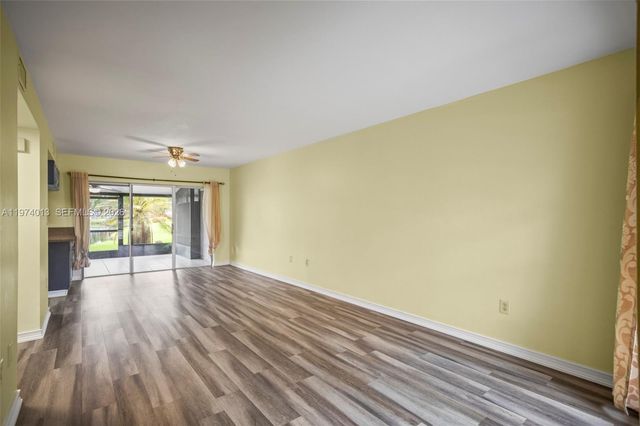 12261 Lake Loop Rd, Cooper City, FL 33330