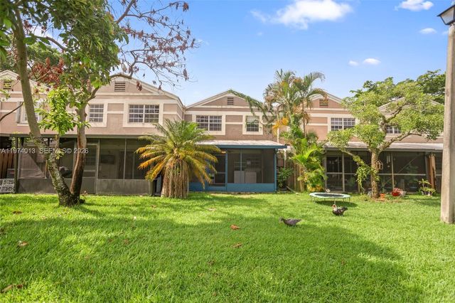 12261 Lake Loop Rd, Cooper City, FL 33330