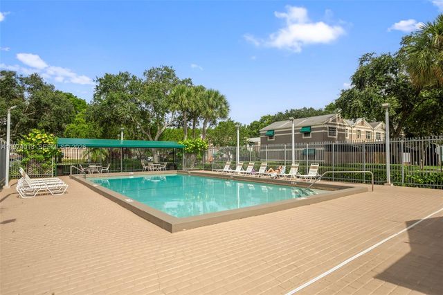 12261 Lake Loop Rd, Cooper City, FL 33330