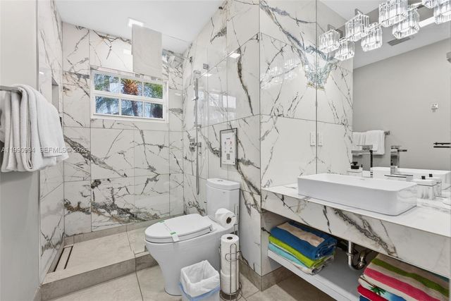 1661 Bel Air Ave, Lauderdale By The Sea, FL 33062