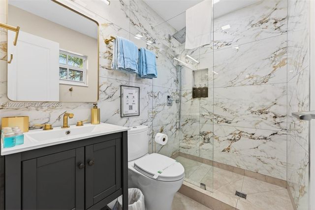 1661 Bel Air Ave, Lauderdale By The Sea, FL 33062