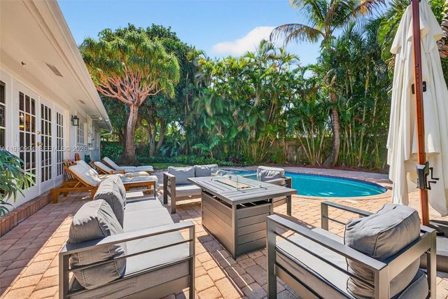 1661 Bel Air Ave, Lauderdale By The Sea, FL 33062