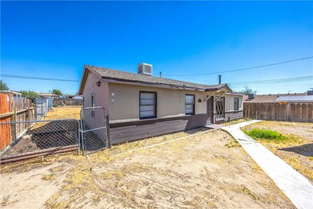 25567 Main, Barstow, CA 92311