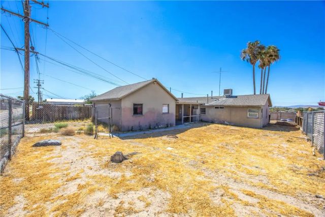 25567 Main, Barstow, CA 92311