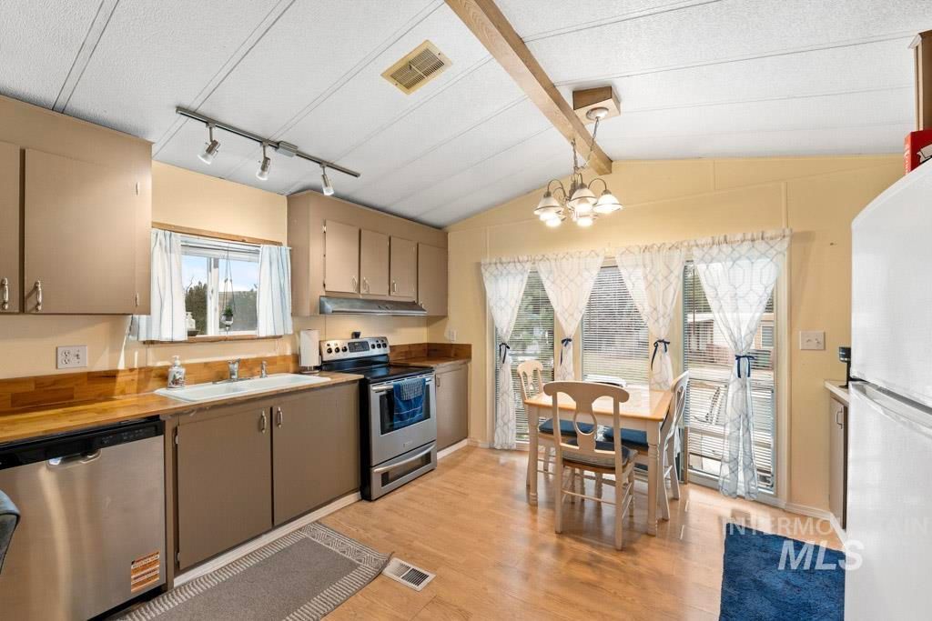 609 N Almon St Space 2030 2030, Moscow, ID 83843 photo 3