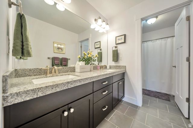 5608 S DUNETREE LN, Holladay, UT 84121