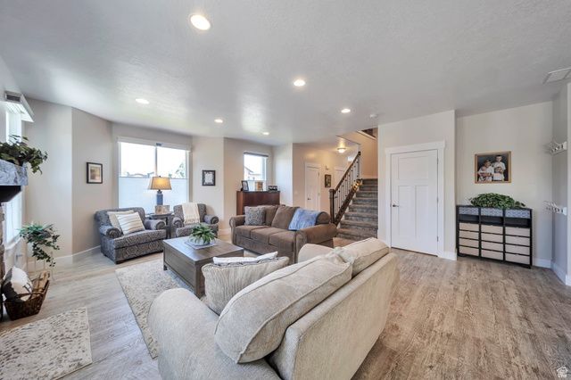 5608 S DUNETREE LN, Holladay, UT 84121