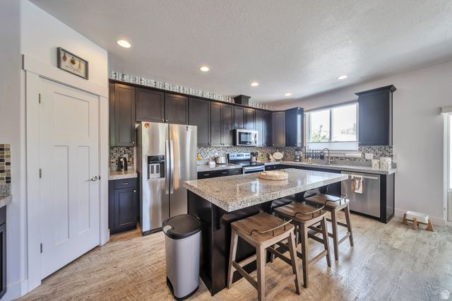 5608 S DUNETREE LN, Holladay, UT 84121