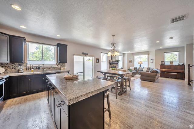 5608 S DUNETREE LN, Holladay, UT 84121