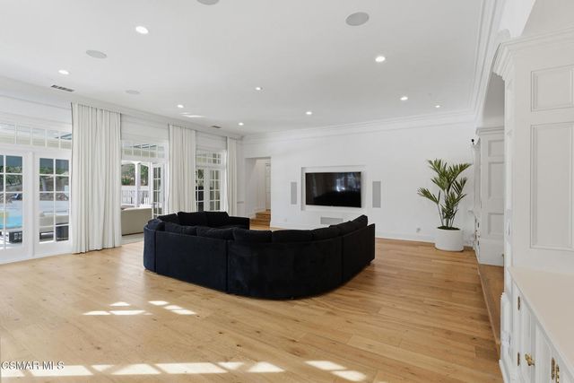 517 Lakeview Canyon Road, Westlake Village, CA 91362