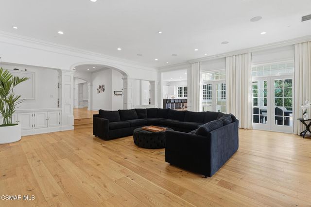 517 Lakeview Canyon Road, Westlake Village, CA 91362