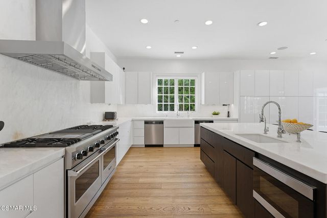 517 Lakeview Canyon Road, Westlake Village, CA 91362