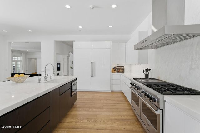 517 Lakeview Canyon Road, Westlake Village, CA 91362