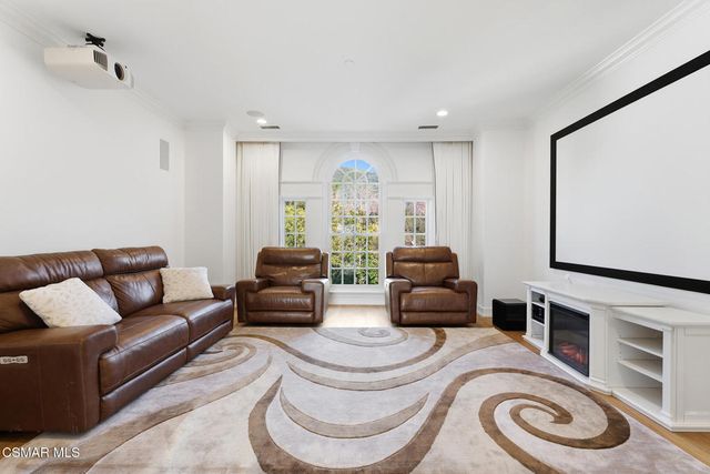 517 Lakeview Canyon Road, Westlake Village, CA 91362