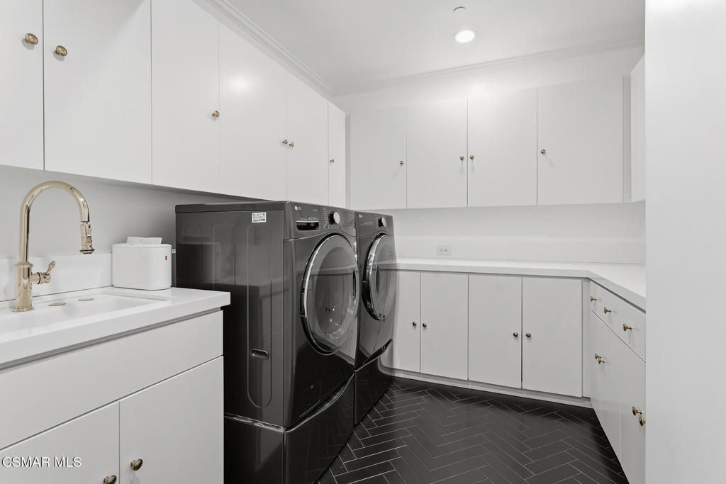 Image 41 of property listing at 517 Lakeview Canyon Road, Westlake Village, CA 91362