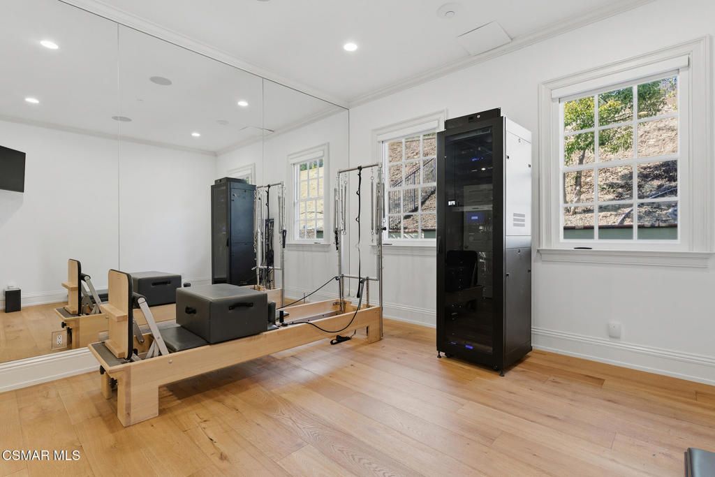 Image 46 of property listing at 517 Lakeview Canyon Road, Westlake Village, CA 91362