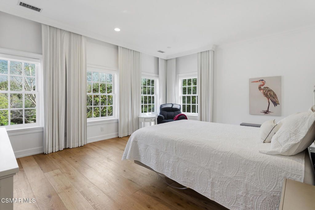 Image 50 of property listing at 517 Lakeview Canyon Road, Westlake Village, CA 91362