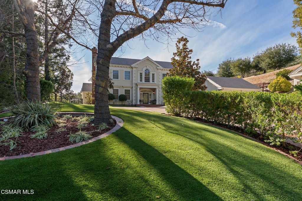 Image 8 of property listing at 517 Lakeview Canyon Road, Westlake Village, CA 91362