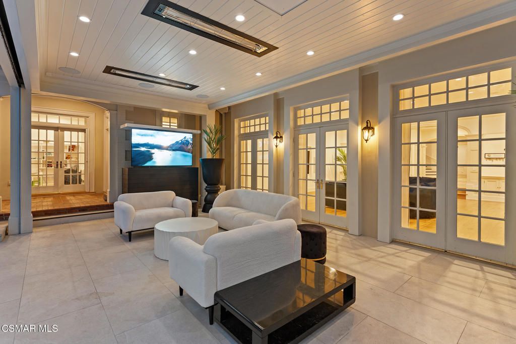 Image 85 of property listing at 517 Lakeview Canyon Road, Westlake Village, CA 91362