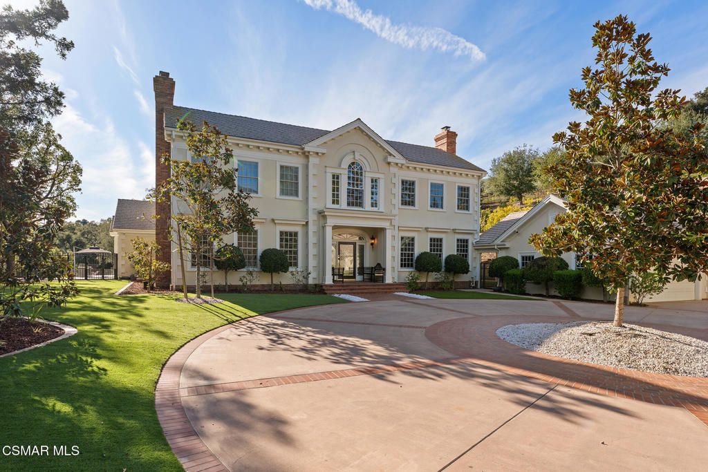 Image 9 of property listing at 517 Lakeview Canyon Road, Westlake Village, CA 91362