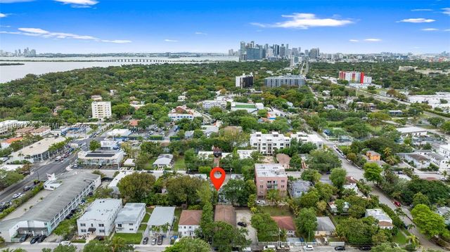 541 NE 62nd St 13, Miami, FL 33138